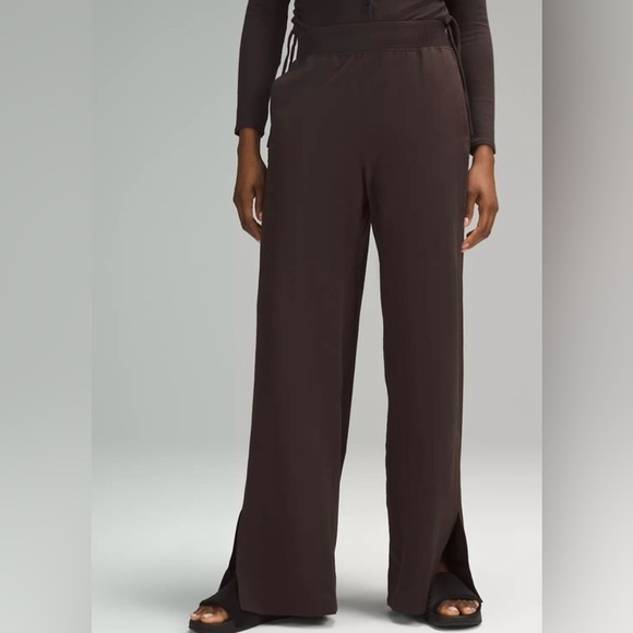 Lululemon Stretch Woven Wide-Leg High-Rise Pant Espresso - Picture 1 of 8